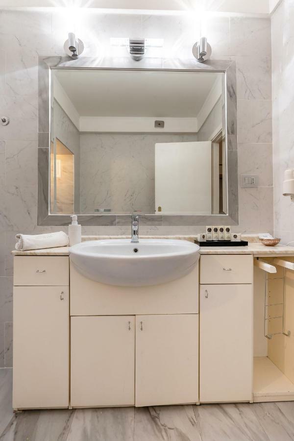 P-Suite Plaza Roma Extérieur photo