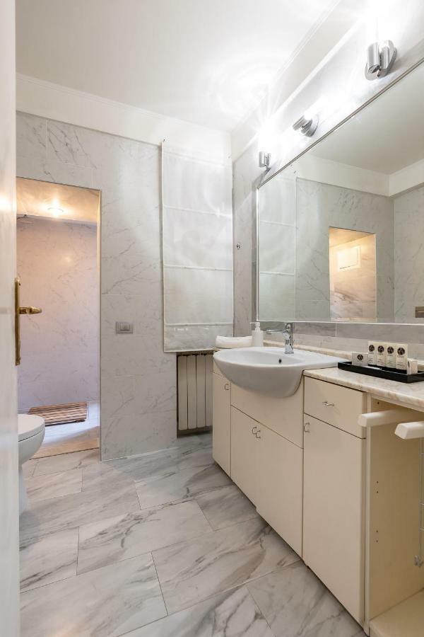 P-Suite Plaza Roma Extérieur photo